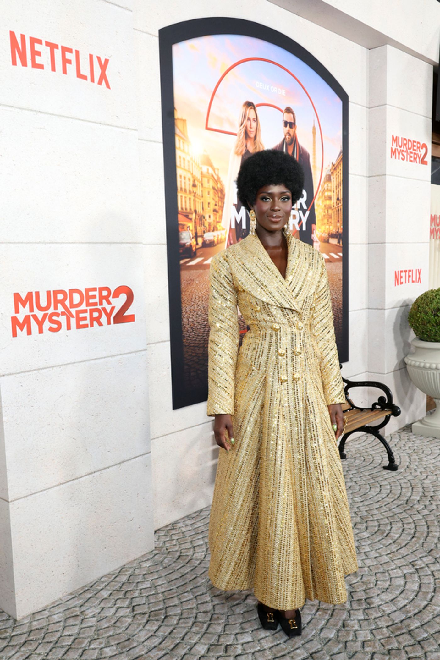 Photos: Jennifer Aniston, Adam Sandler & More Attend MURDER MYSTERY 2 Premiere  Image
