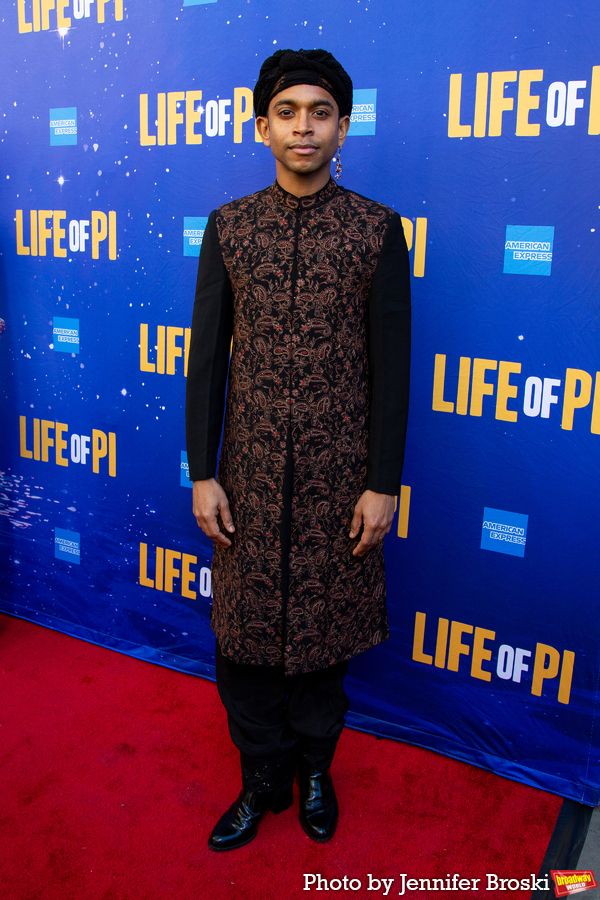 Hiran Abeysekera Photo