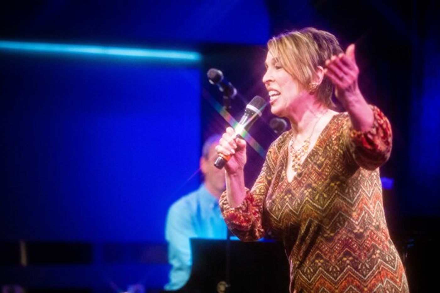 Photos: March 21st THE LINEUP WITH SUSIE MOSHER Shines Bright In Matt Baker's Lens  Image