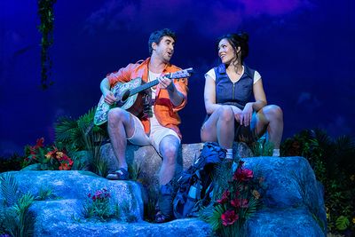 Matteo Scammell and Amanda Robles Photo
