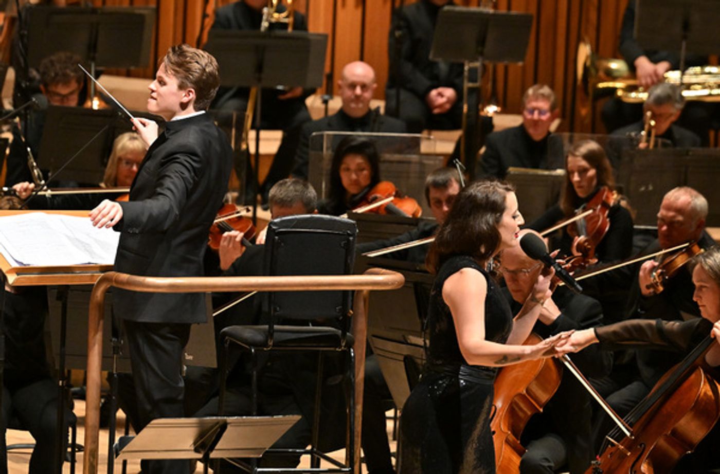 Photos: First Look at BBC Symphony Orchestra and Ian McEwan at Barbican Hall  Image