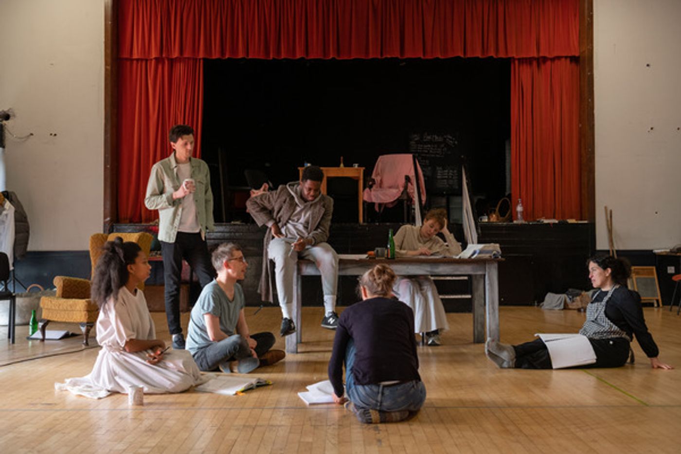 Photos: Inside Rehearsal For WUTHERING HEIGHTS UK Tour Photos: Inside Rehearsal For WUTHERING HEIGHTS UK Tour Image