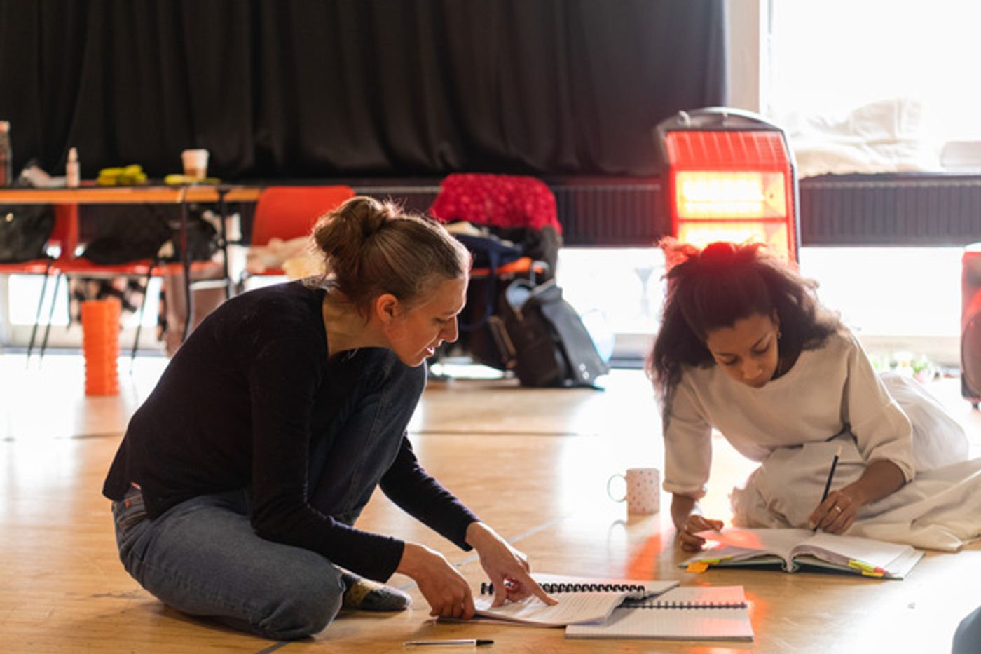 Photos: Inside Rehearsal For WUTHERING HEIGHTS UK Tour Photos: Inside Rehearsal For WUTHERING HEIGHTS UK Tour Image
