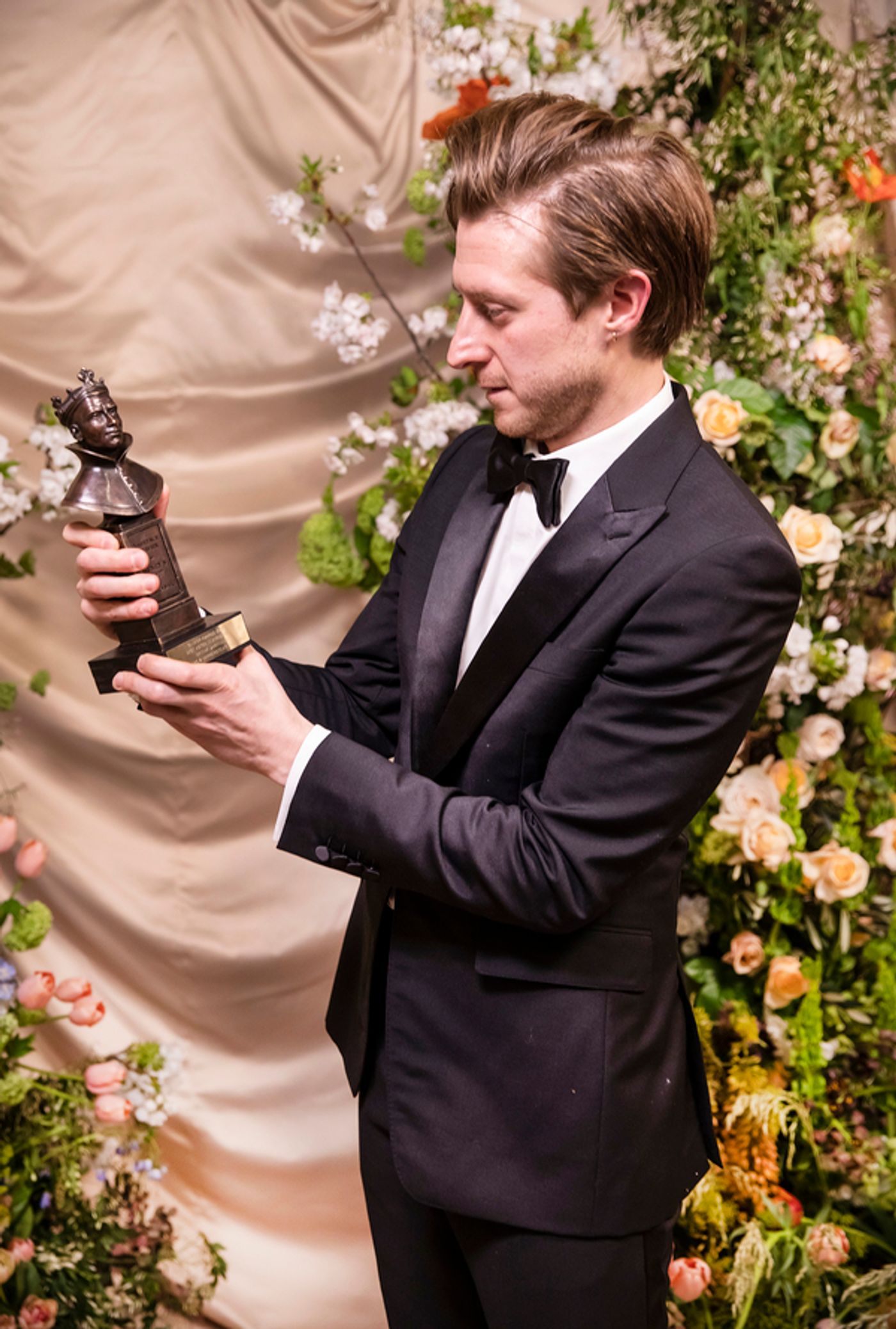 Photos: First Look at the Olivier Awards 2023 Winners  Image