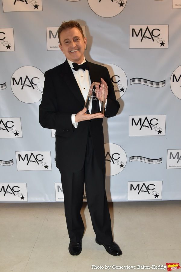 Photos: On the Red Carpet for the 37th Annual MAC Awards  Image