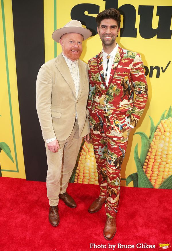 Jesse Tyler Ferguson and Justin Mikita Photo