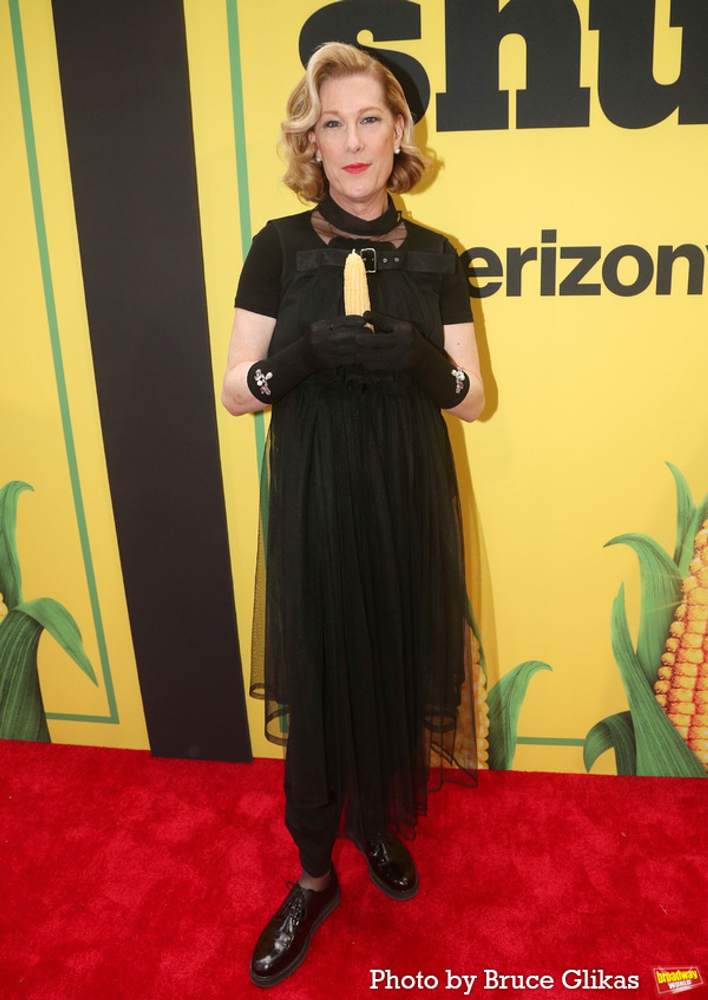 Photos: On the Red Carpet for Opening Night of SHUCKED  Image