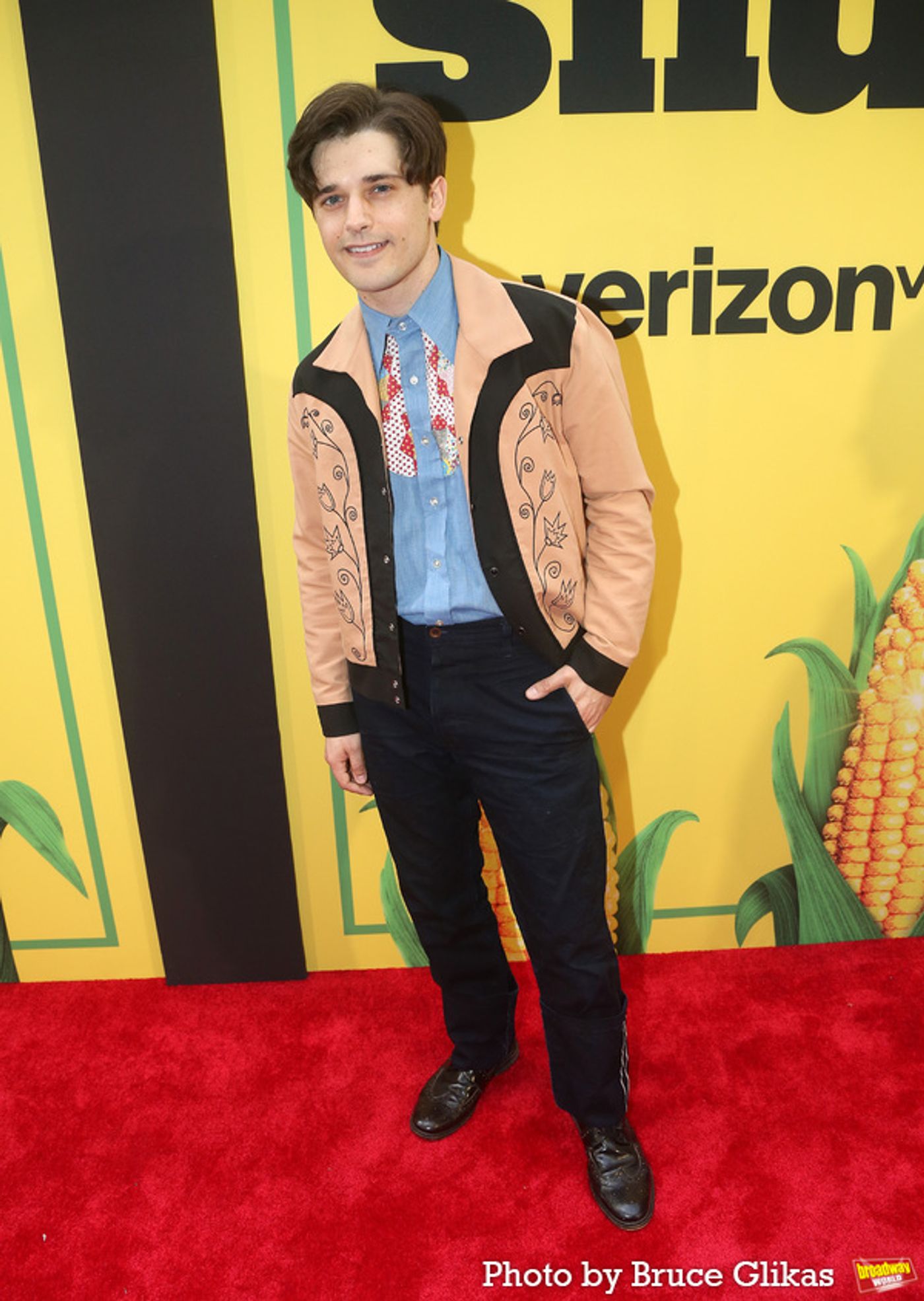 Photos: On the Red Carpet for Opening Night of SHUCKED  Image