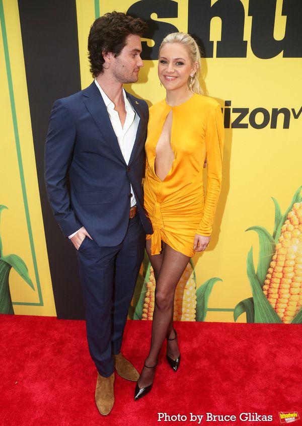 Chase Stokes and Kelsea Ballerini Photo