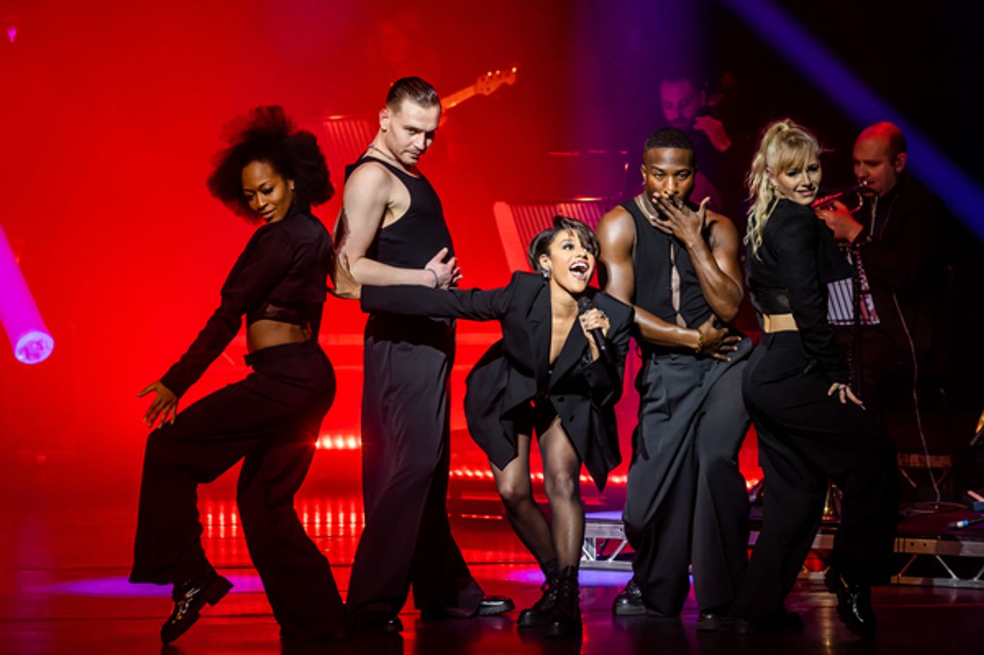 Photos: Ariana DeBose Performs at the London Palladium  Image