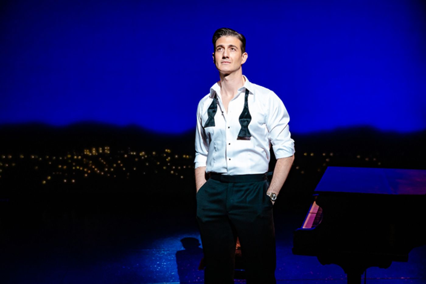 Photos: First Look at Oliver Tompsett in PRETTY WOMAN THE MUSICAL  Image