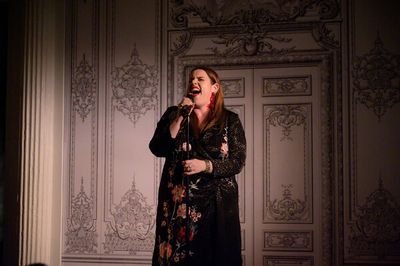 Alysha Umphress Photo