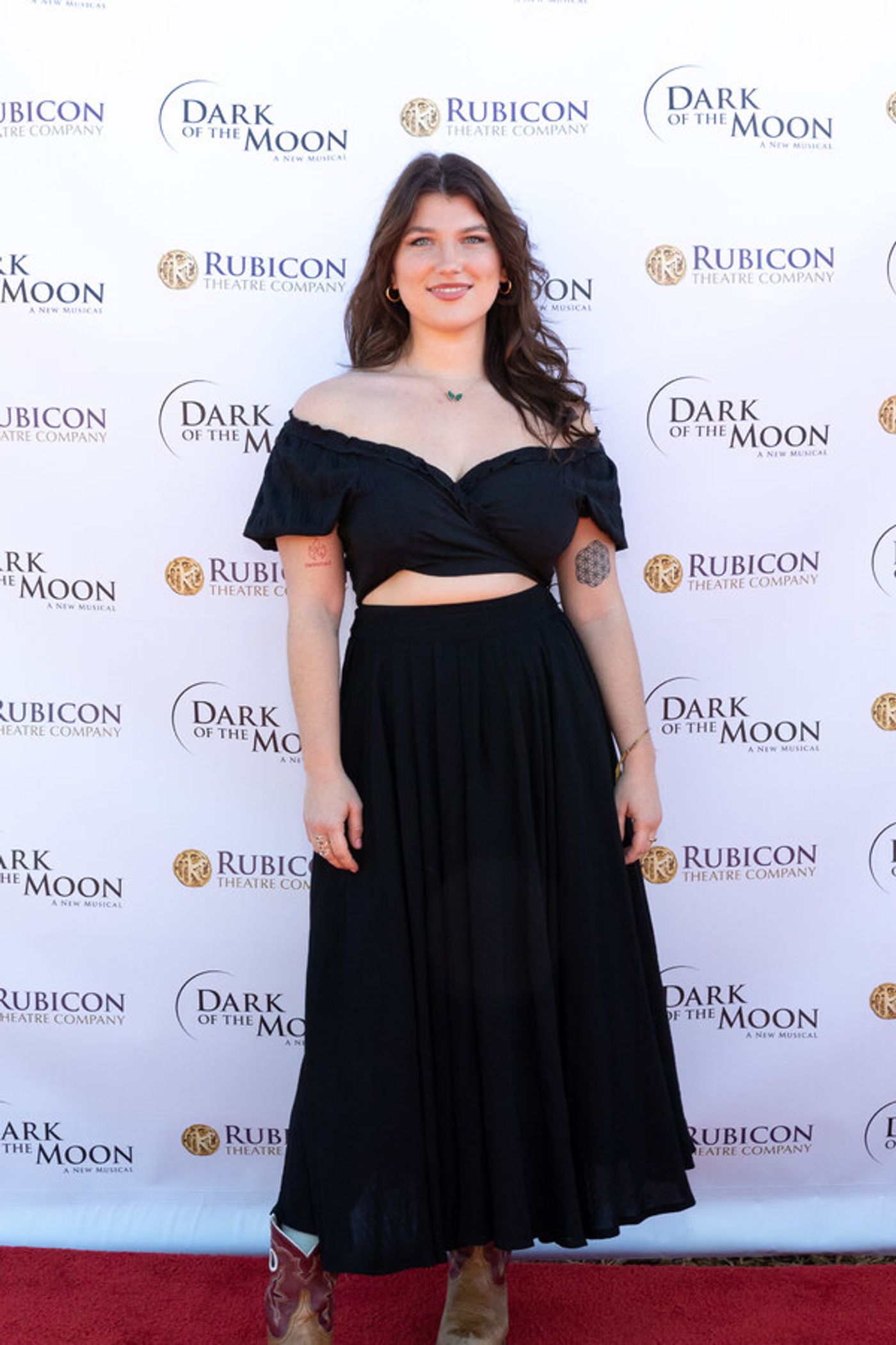 Photos & Video: See Lesli Margherita, Jennifer Leigh Warren & More at Opening Night of DARK OF THE MOON  Image