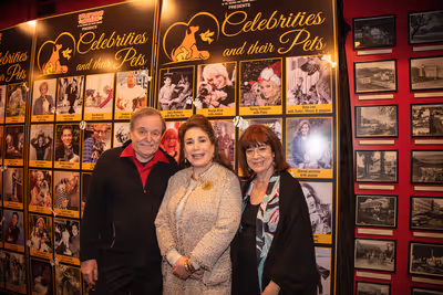 Jerry Mathers, Donelle Dadigan and Teresa Mathers Photo