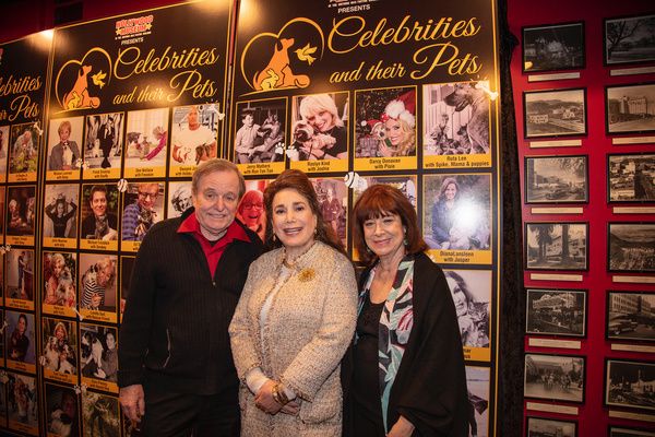Jerry Mathers, Donelle Dadigan and Teresa Mathers Photo