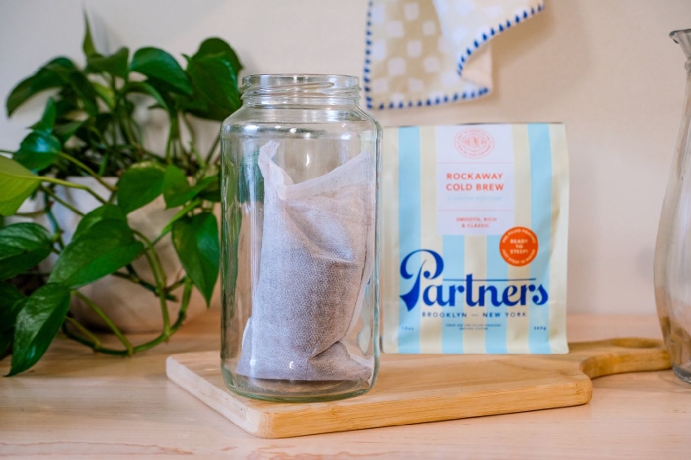 Ready, Set, Shop - MOM Deserves the Best on Mother's Day, 5/14 Ready, Set, Shop - MOM Deserves the Best on Mother's Day, 5/14 Image