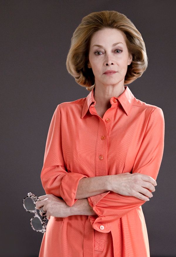 Sharon Lawrence Photo