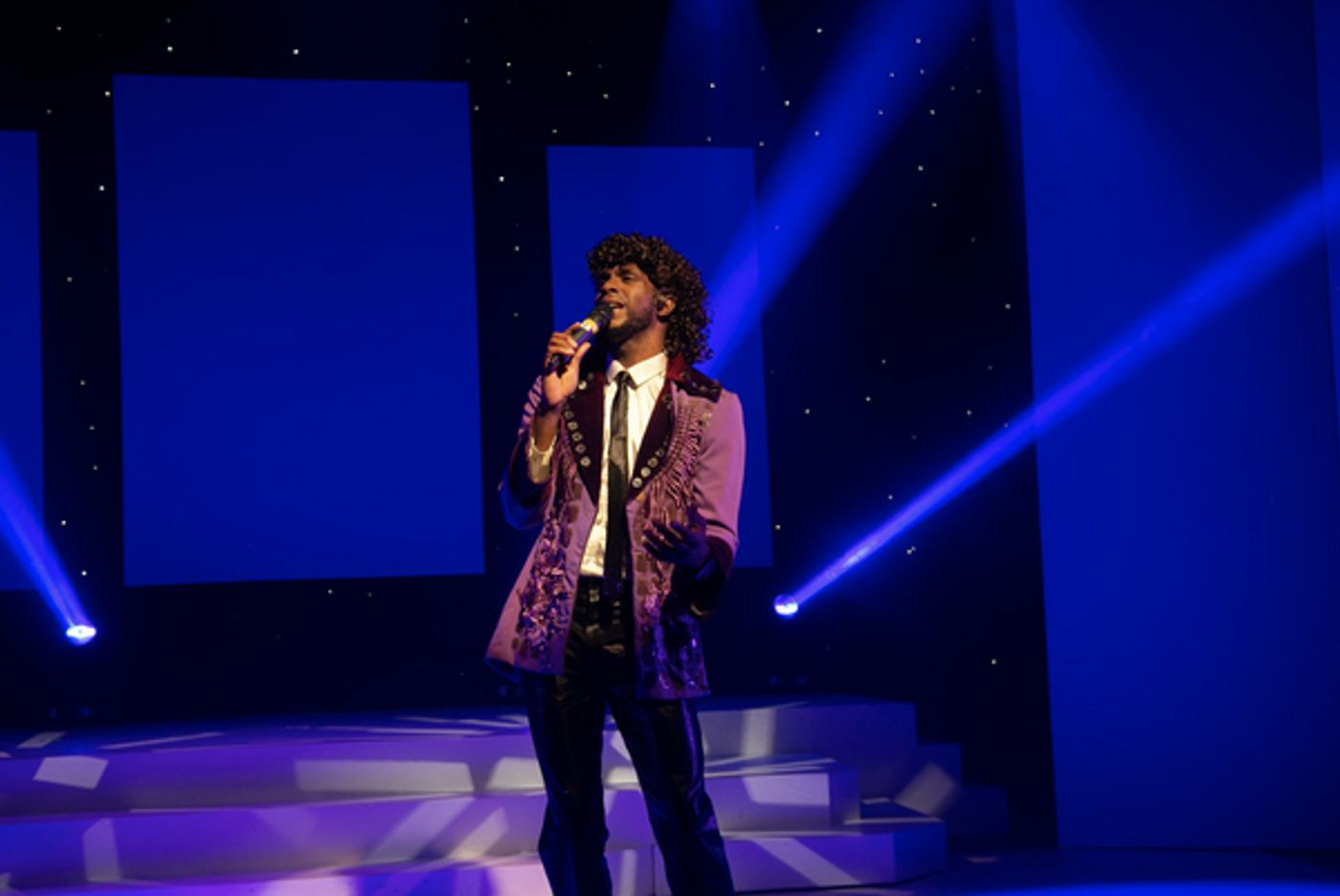 Photos: First Look At DECADES IN CONCERT: THE 80s! At The Downtown Cabaret Theatre  Image