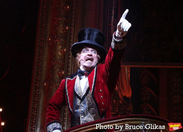 Photos: JoJo Takes Her First Bows as Satine in MOULIN ROUGE! THE MUSICAL — photo 4 of 30