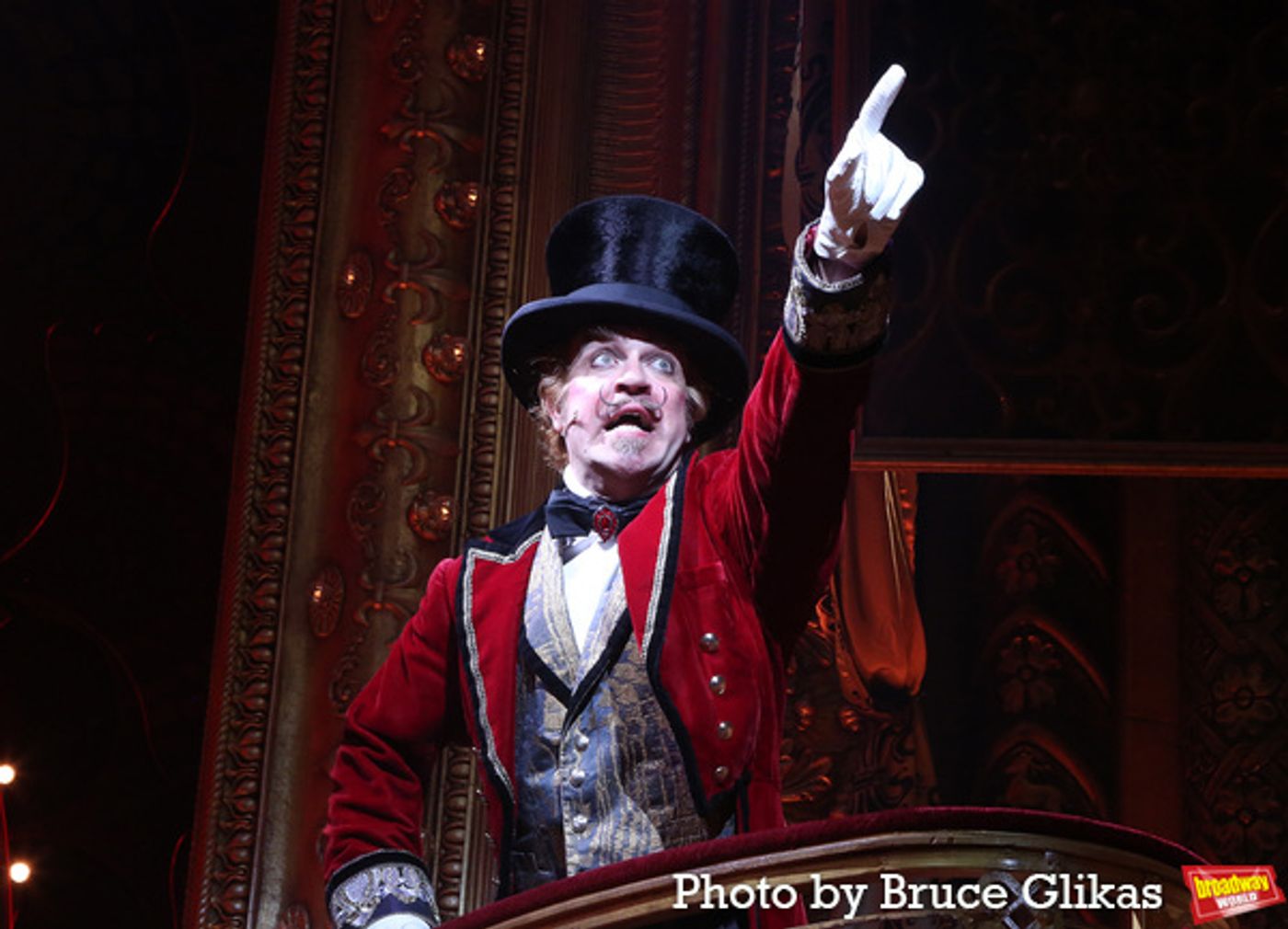 Photos: JoJo Takes Her First Bows as Satine in MOULIN ROUGE! THE MUSICAL  Image