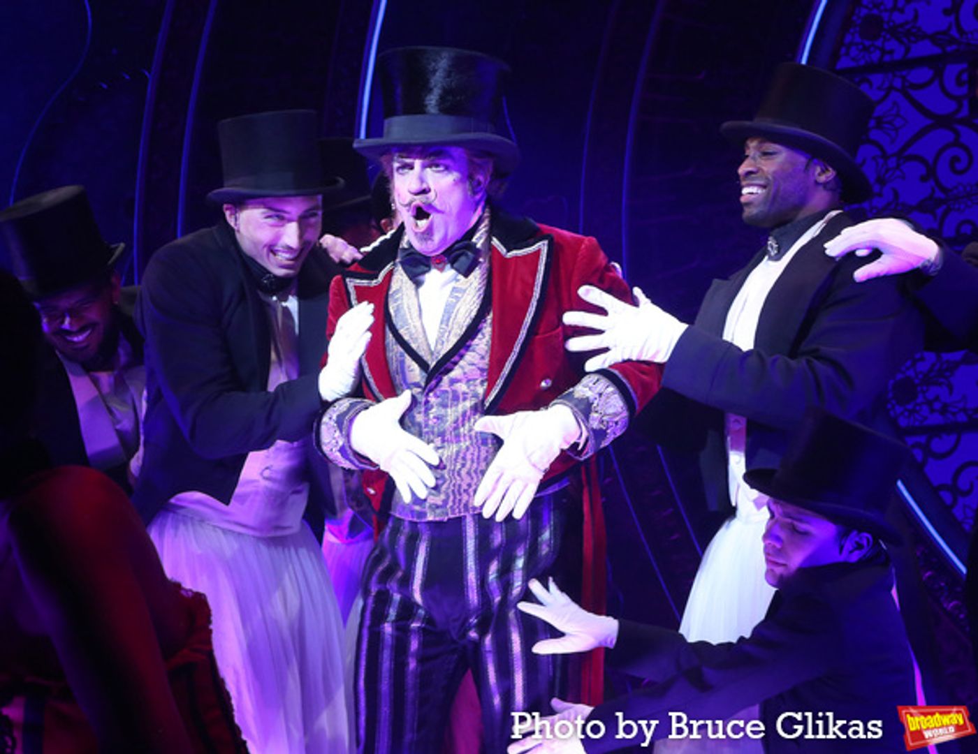 Photos: JoJo Takes Her First Bows as Satine in MOULIN ROUGE! THE MUSICAL  Image