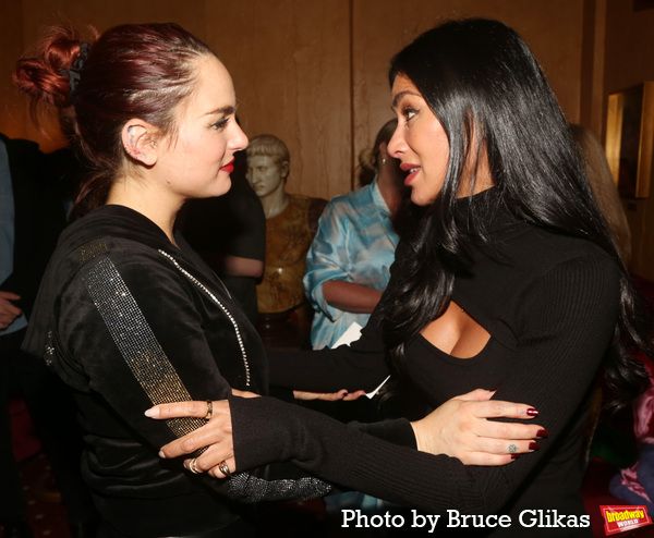 Photos: Nicole Scherzinger, Jordan Fisher, and More Backstage at JoJo's First Performance in MOULIN ROUGE! THE MUSICAL — photo 13 of 25