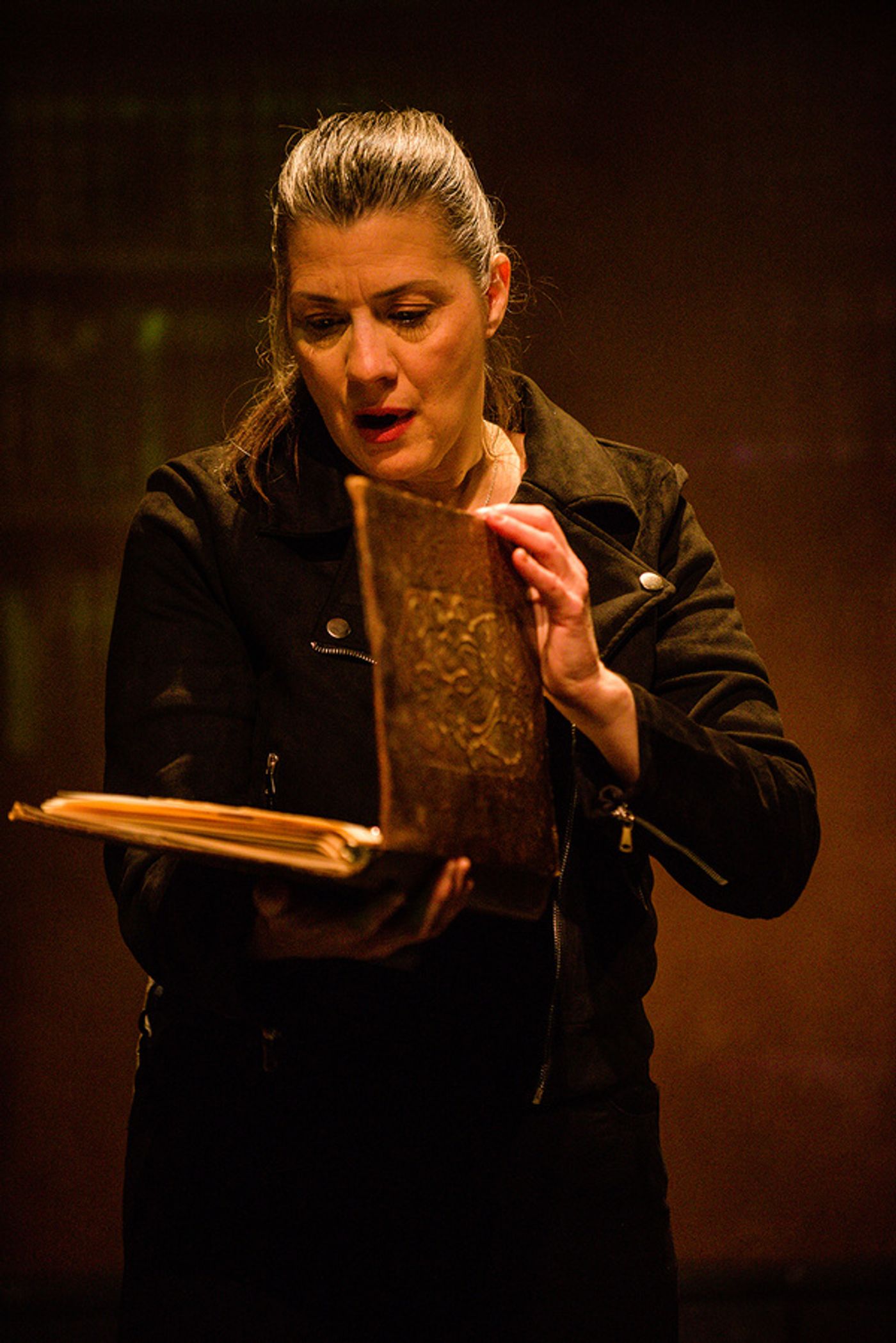 Photos: Remy Bumppo's World Premiere Of GALILEO'S DAUGHTER Now Playing Through May 14  Image