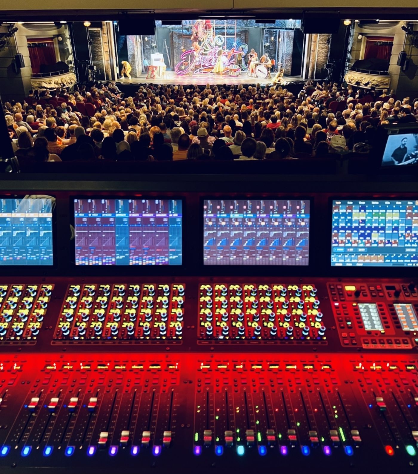 Broadway By Design: Goulding, Hudson, Janas and Owen Bring & JULIET from Page to Stage Broadway By Design: Goulding, Hudson, Janas and Owen Bring & JULIET from Page to Stage Image