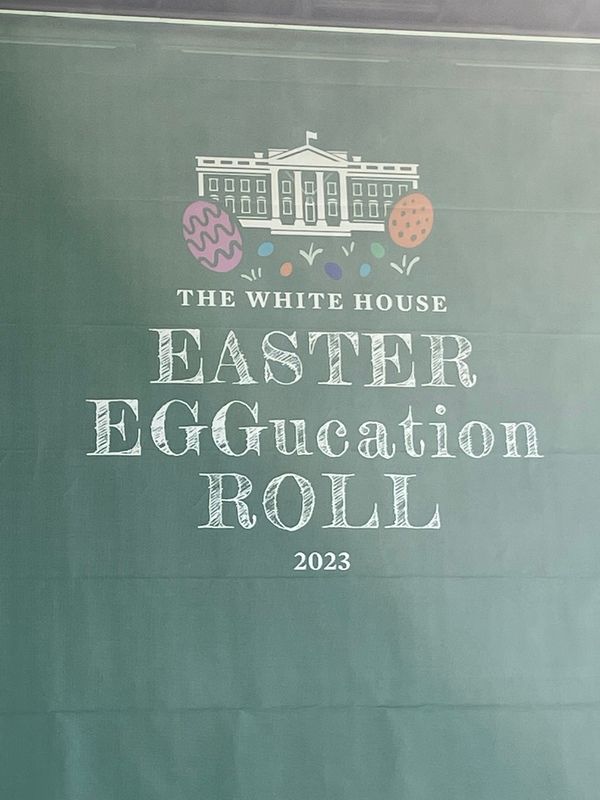 Photos: TheaterWorksUSA Performs at The White House Easter Egg Roll Photos: TheaterWorksUSA Performs at The White House Easter Egg Roll Image