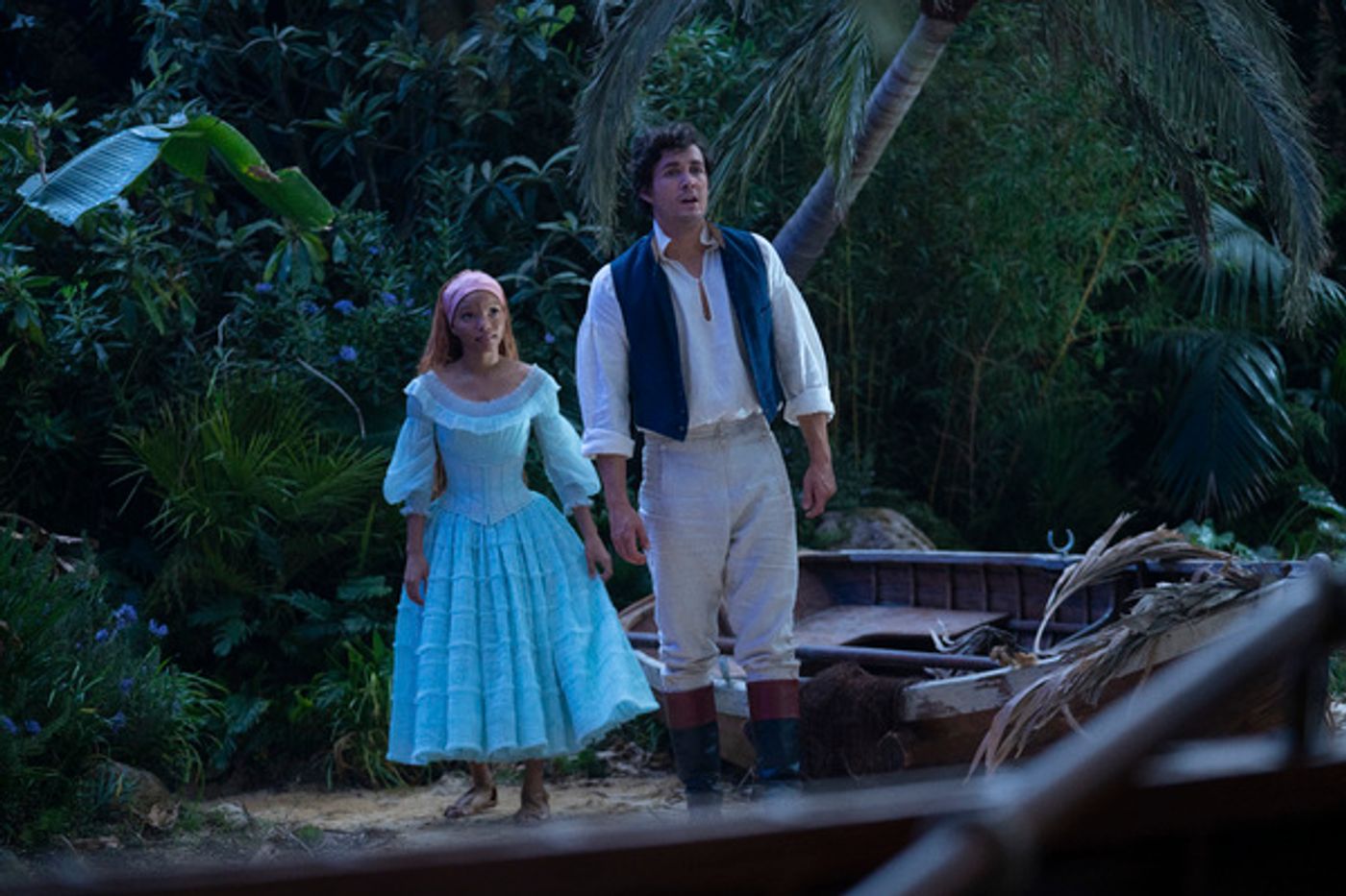 Photos: Disney Unveils New Photos of THE LITTLE MERMAID Featuring Noma Dumezweni, Halle Bailey & More  Image