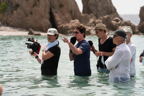 Cinematographer Dion Beebe, Director Rob Marshall, and Producer John DeLuca on the se Photo