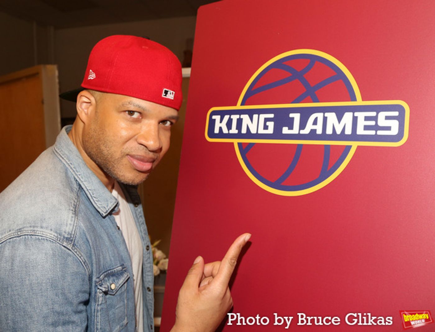 Photos: The Cast of KING JAMES Meets the Press  Image
