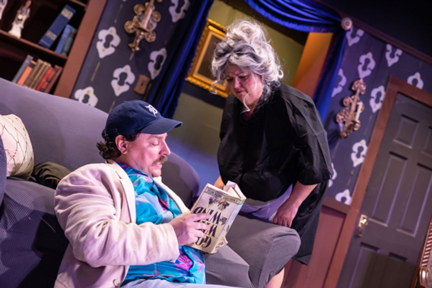 Photos: First Look At The Alcove Dinner Theatre and Bruce Jacklin & Company's LIE, CHEAT & GENUFLECT Photos: First Look At The Alcove Dinner Theatre and Bruce Jacklin & Company's LIE, CHEAT & GENUFLECT Image