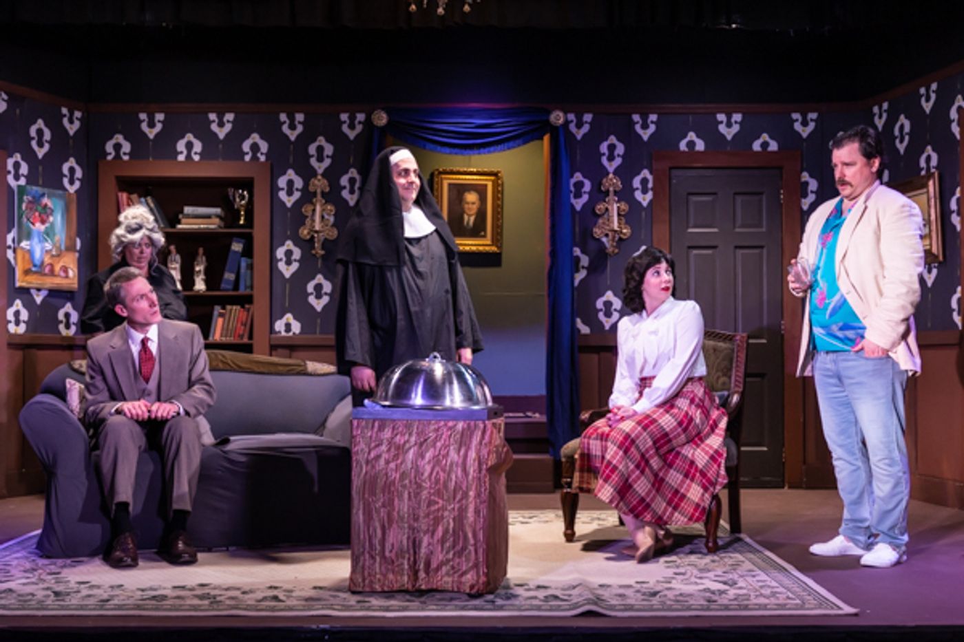 Photos: First Look At The Alcove Dinner Theatre and Bruce Jacklin & Company's LIE, CHEAT & GENUFLECT Photos: First Look At The Alcove Dinner Theatre and Bruce Jacklin & Company's LIE, CHEAT & GENUFLECT Image