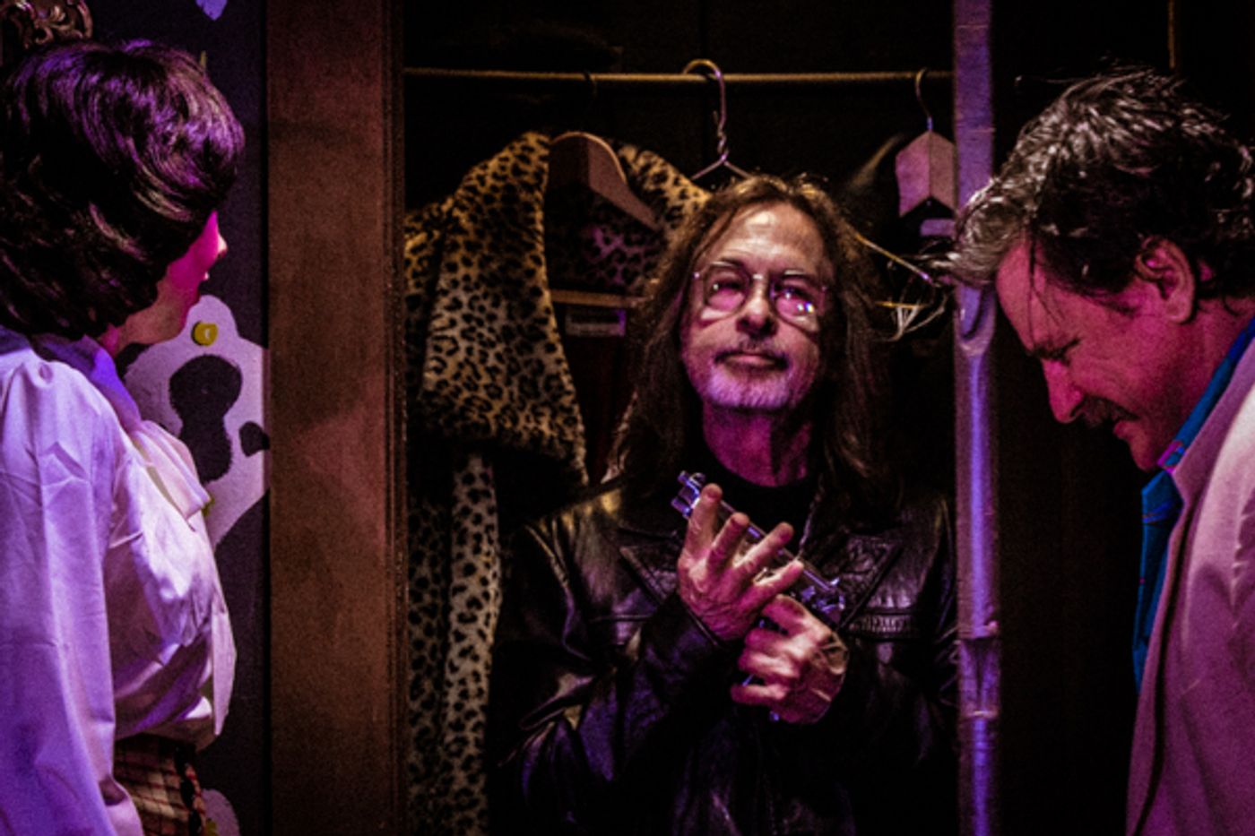 Photos: First Look At The Alcove Dinner Theatre and Bruce Jacklin & Company's LIE, CHEAT & GENUFLECT Photos: First Look At The Alcove Dinner Theatre and Bruce Jacklin & Company's LIE, CHEAT & GENUFLECT Image