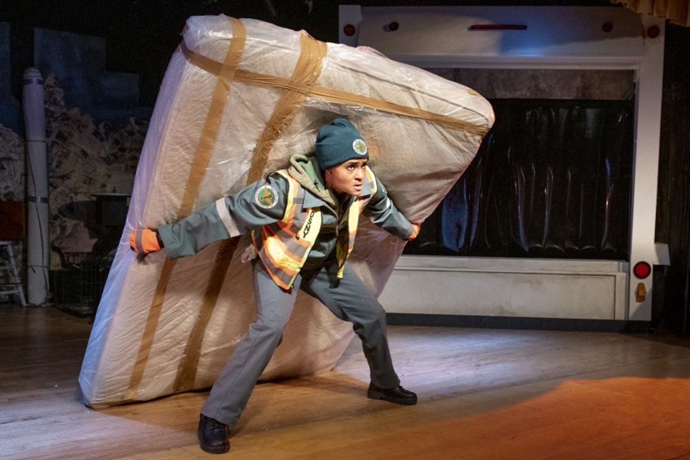 Review: THE GARBOLOGISTS at Dezart Performs  Image