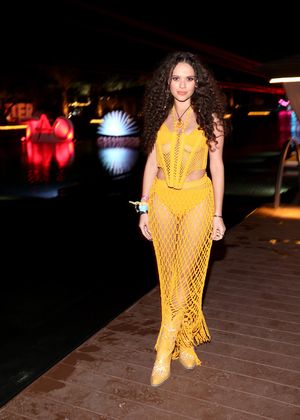 Madison Pettis Photo