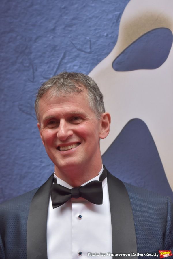 Photos: The Stars Arrive at Closing Night of THE PHANTOM OF THE OPERA — photo 4 of 68
