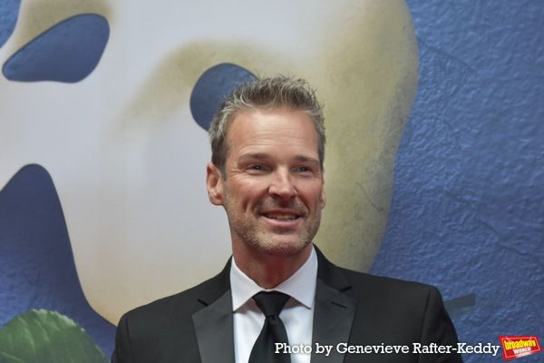 Photos: The Stars Arrive at Closing Night of THE PHANTOM OF THE OPERA — photo 42 of 68