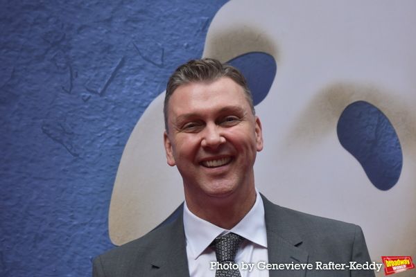 Photos: The Stars Arrive at Closing Night of THE PHANTOM OF THE OPERA — photo 51 of 68
