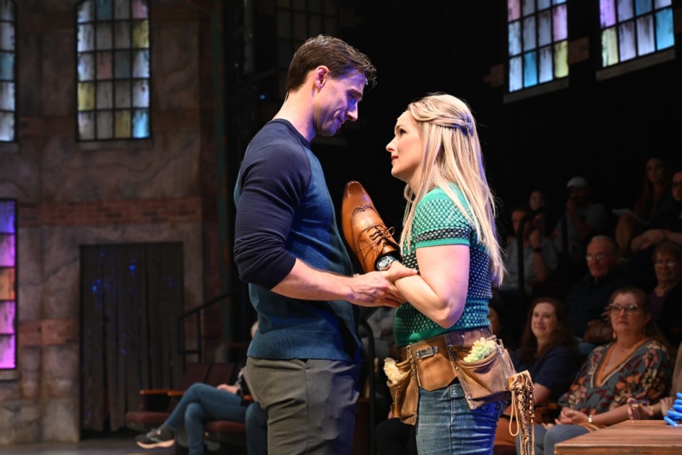 Review: KINKY BOOTS at Orlando Shakes  Image