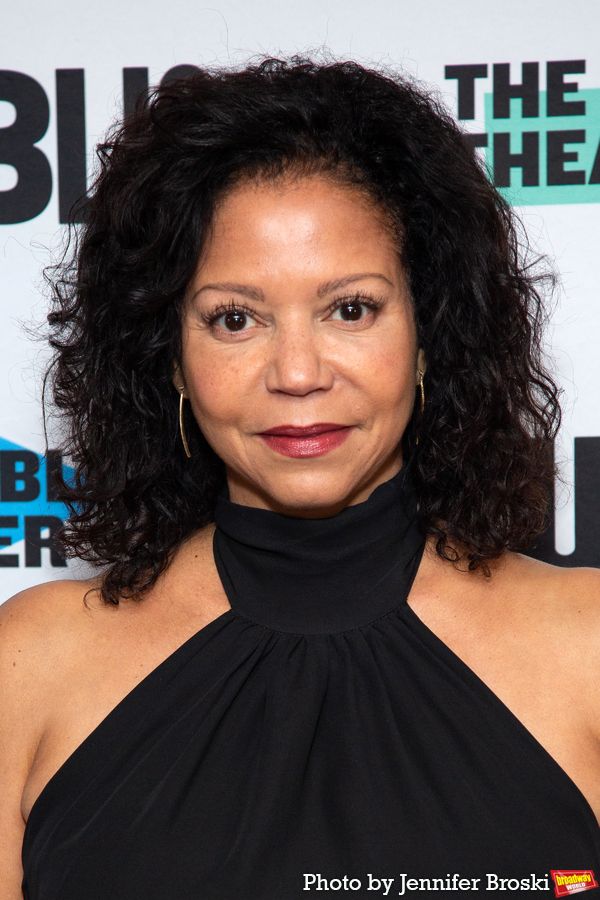 Gloria Reuben Photo
