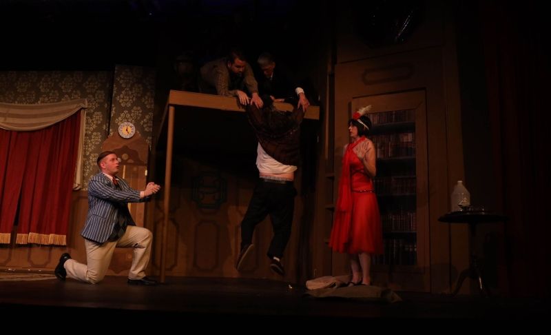 Review: THE PLAY THAT GOES WRONG At The Pocket Community Theatre  Image