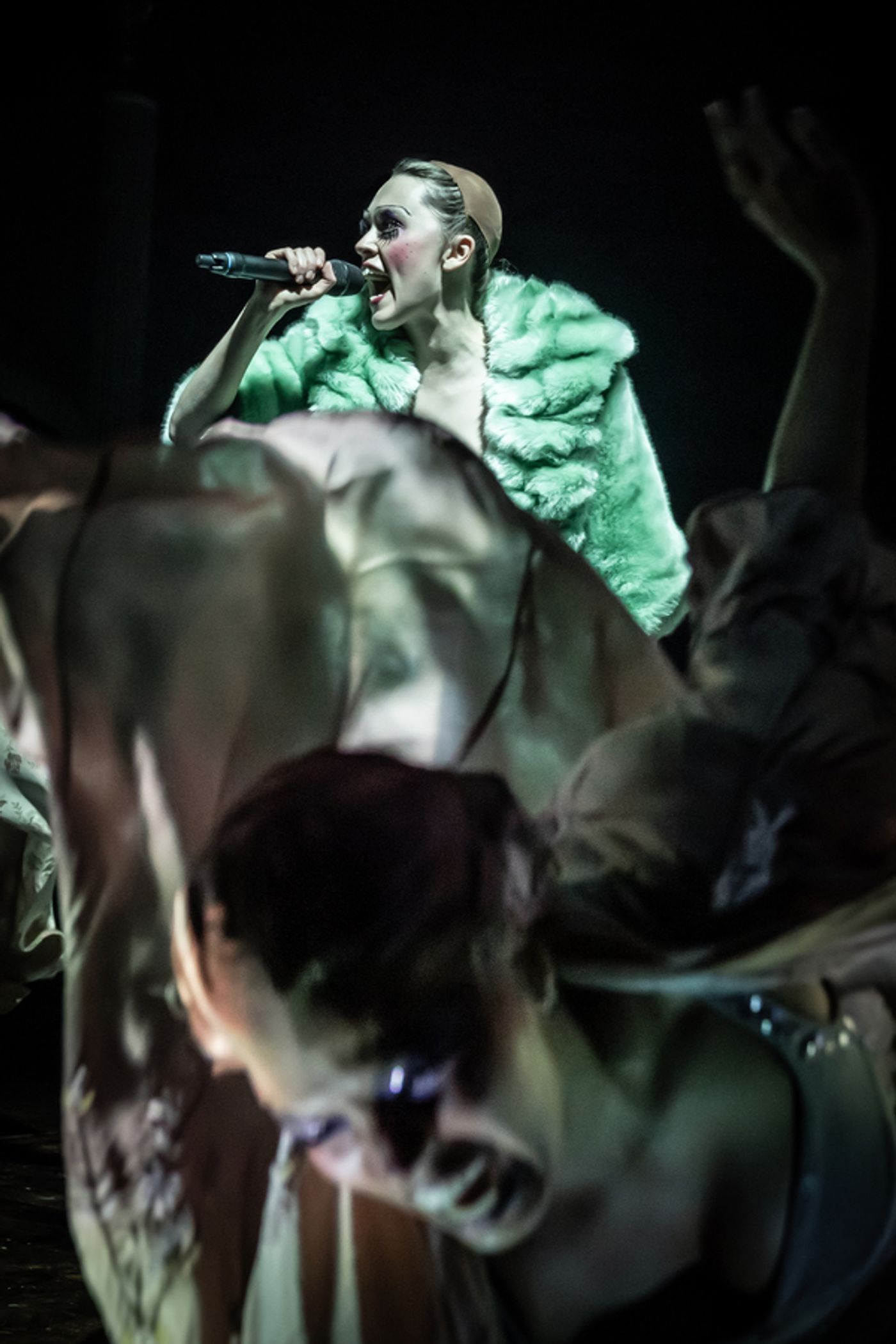 Photos: New Images of John McCrea and Aimee Lou Wood in CABARET  Image