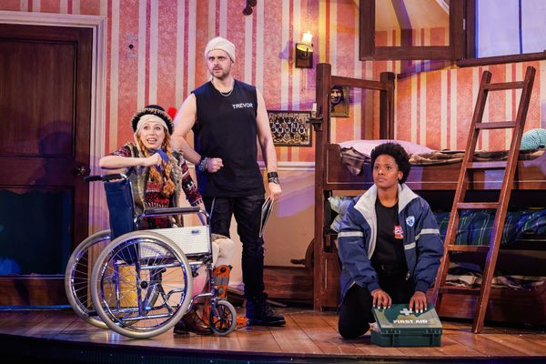 Photos: First Look at PETER PAN GOES WRONG, Featuring Neil Patrick Harris — photo 11 of 11