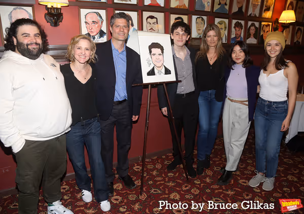 Rob Colletti, Anika Larsen, Tom Kitt, Casey Likes, Lia Vollack, Claire Kwon and Julia Photo