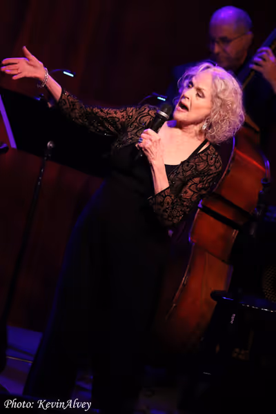 Penny Fuller Photo