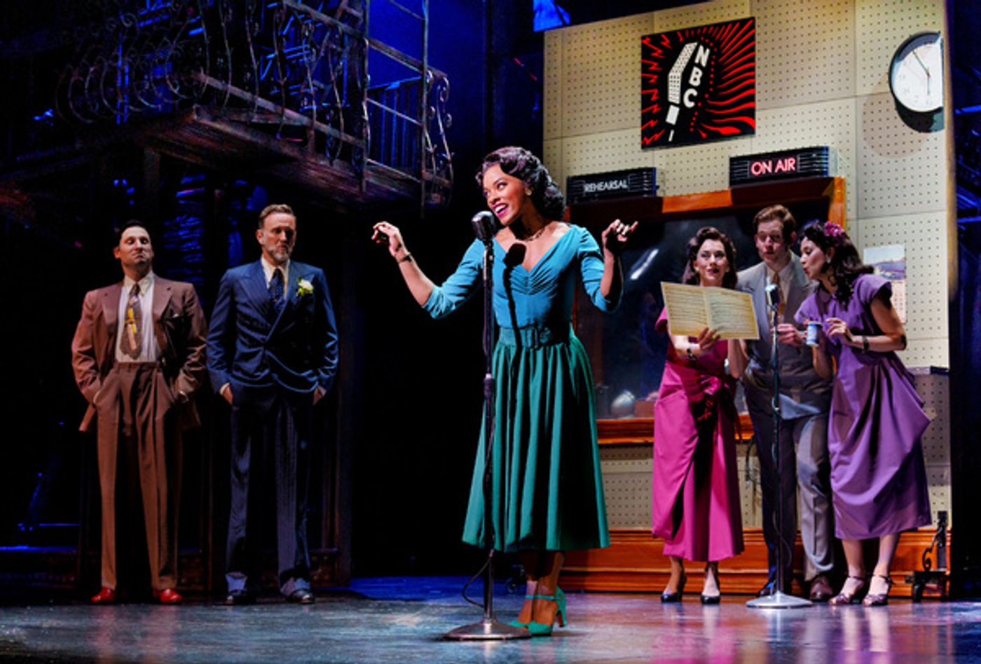 Photo: First Look at NEW YORK, NEW YORK on Broadway  Image