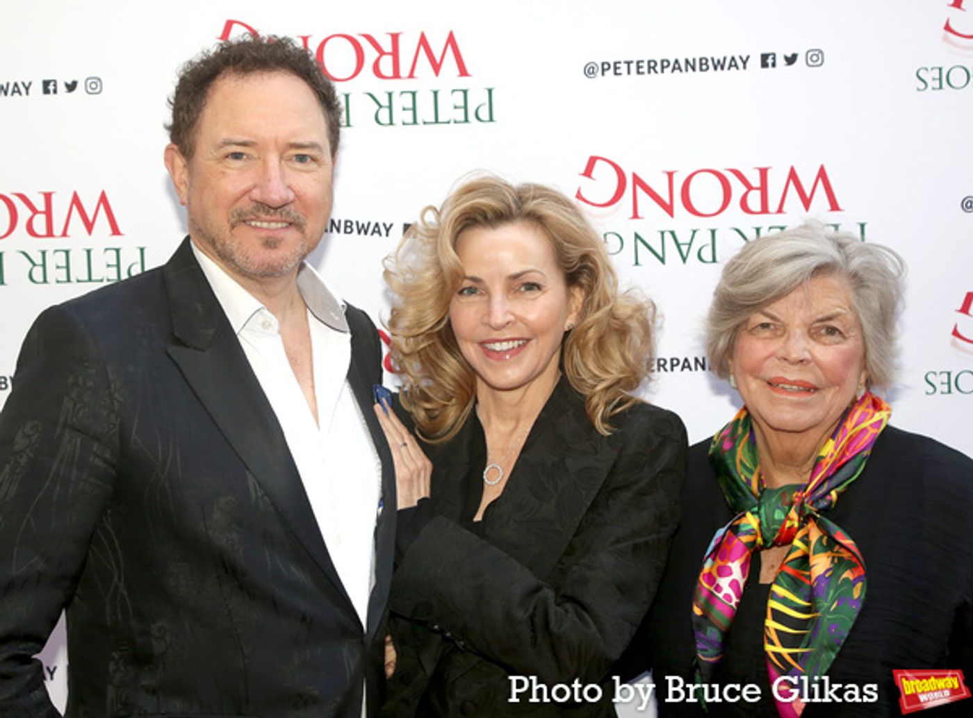 Photos: On the Red Carpet of PETER PAN GOES WRONG Opening Night  Image