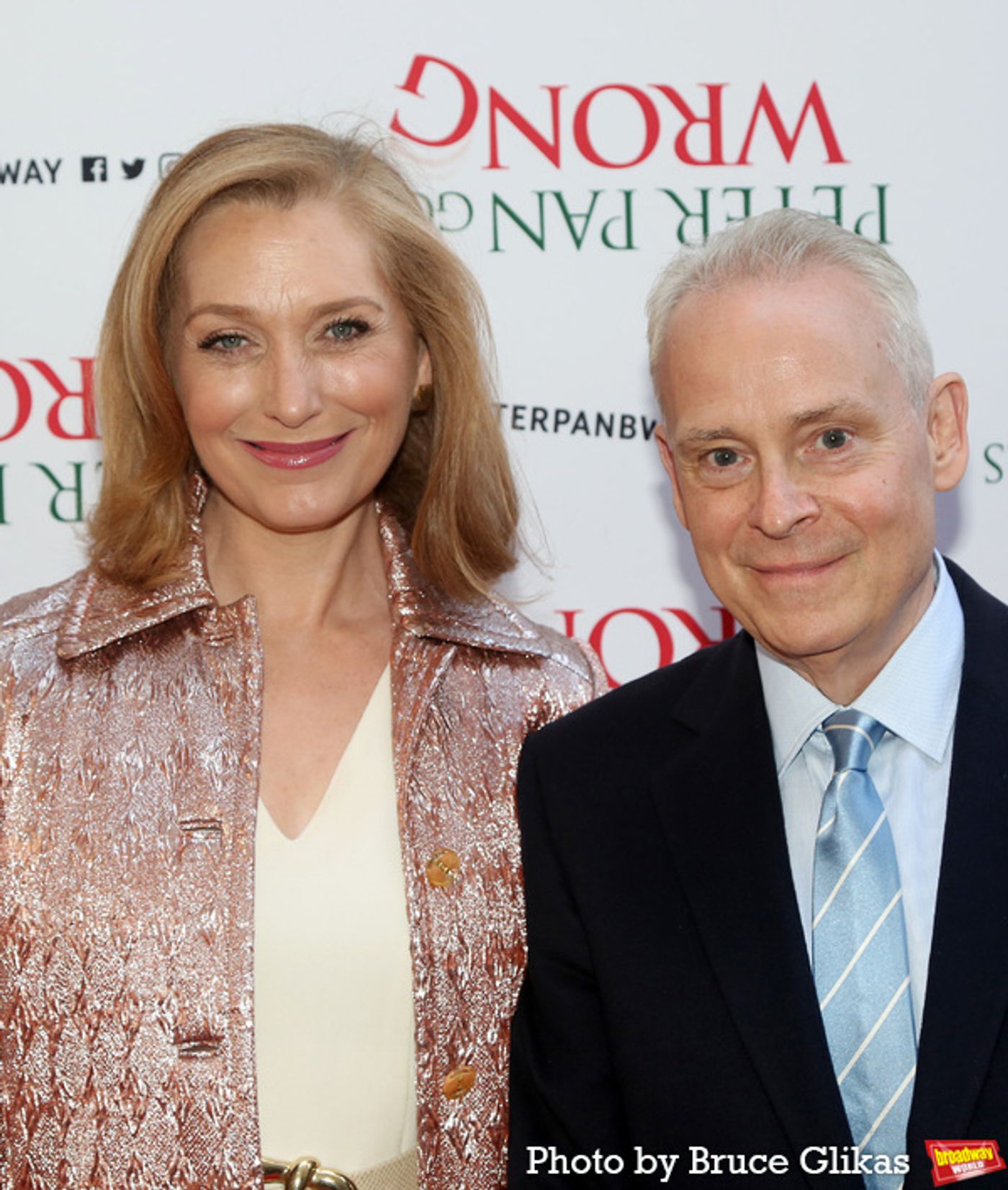 Photos: On the Red Carpet of PETER PAN GOES WRONG Opening Night  Image